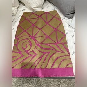 BCBG Pink and Tan Geometric Pencil Skirt. NWT. Size 0